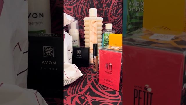 Avon сентябрь 09/2023. Два пакета сюрприза с разным наполнением! смотреть онлайн