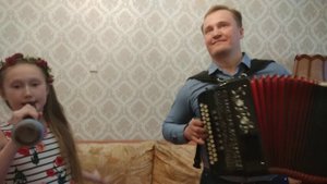 Русская народная песня " Как пойду я на улицу"