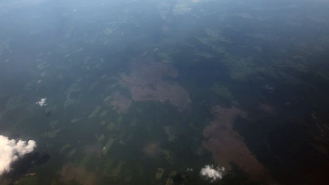 Перелет Калининград - Санкт Петербург. Съемка из самолета.