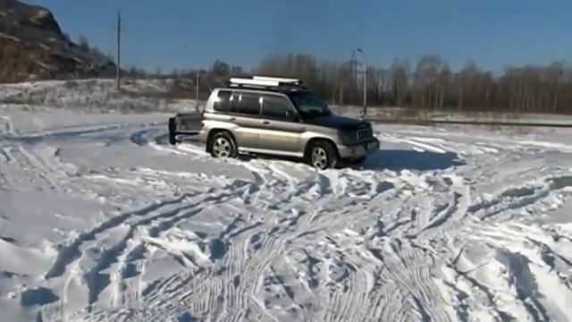 Всесезонный снегоход "Хабар" смотреть онлайн