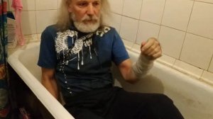 Как мыться с гипсом на руке? (22-11-2020)