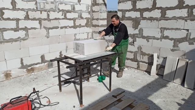 #U_блоки_своими_руками_и_перемычки #Дом_из_газобетона