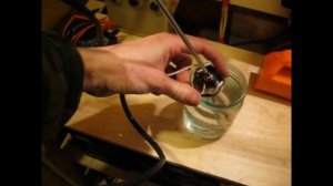 Тэн на 12 вольт,300 ватт.Греем воду от солнечных панелей(Water heating by solar panels)