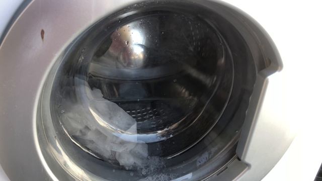 Стирка укрывного материала/Samsung WF7350S7V/Ежедневная 30*,600 об/мин смотреть онлайн