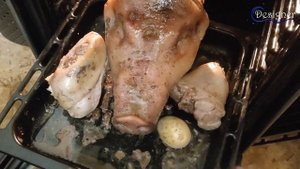 "Голова свиная" запеченная в духовке.