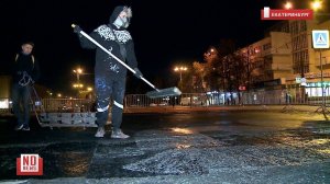 Покрас Лампас переделывает "Супрематический крест"