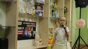 Слова К. Ибряева, музыка Ю. Чичкова "Самая счастливая", исполняет Быкова Ася