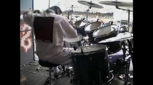Джои Джордисон (Slipknot – Eyeless) самый быстрый барабанщик.