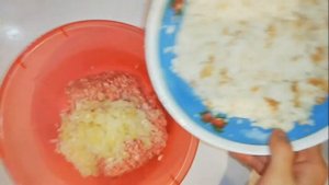 ТУШЕНАЯ КАПУСТА В ТОМАТНОМ СОУСЕ С ДОМАШНИМИ КОТЛЕТАМИ