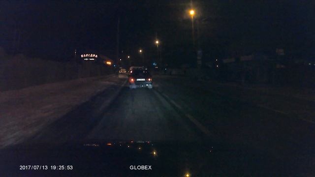 Быдло-таксист в Николаеве едет по встречке смотреть онлайн