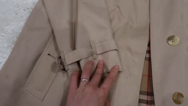 How to remove stains from Burberry Trench Coat | How I washed my Burberry trench coat at home смотреть онлайн