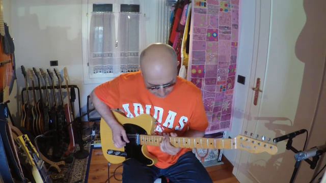 Fender Telecaster '52 (1981) смотреть онлайн