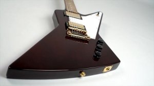 #7: Gibson Explorer Elite 2018 Aged Cherry