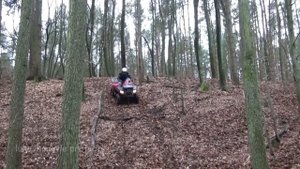 Polaris Sportsman 800 FOrest 4X4 off road w błocie