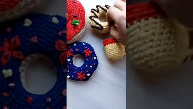 Пирамидка - обзор вязаной игрушки. Учим цвета с ребенком смотреть онлайн