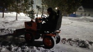 переломка полный привод чистим снег.