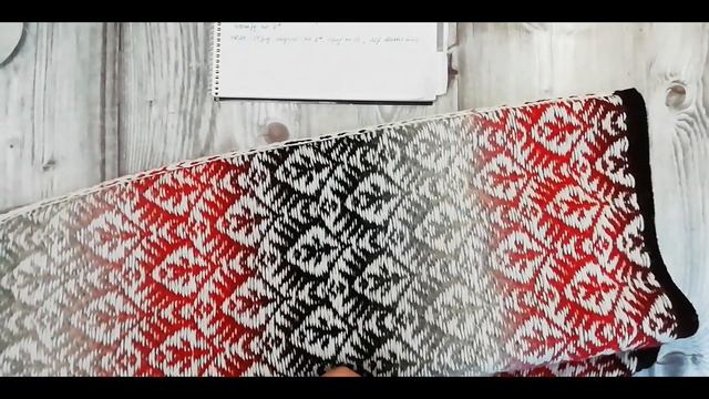 Юбка из пряжи кауни связанная жаккардом на вязальной машине Silver Reed. Готовая работа.