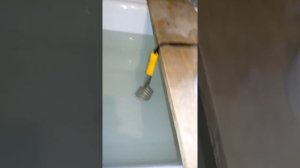 Как нагреть ванну кипятильником !!!