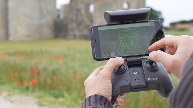 Parrot - ANAFI WORK | The ultra-compact drone solution for every business смотреть онлайн