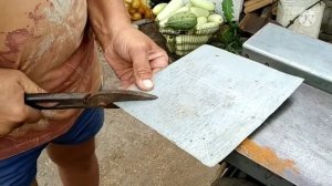 Изготовляем кормушки для кроликов. Как изготовить кормушки для кроликов. Как сделать кормушку.