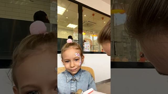 Аквагрим цветы ? пошагово, добавляю яркие акценты