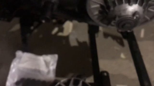 Почему происходят рывки и металлический звук в вариаторе квадроцикла BRP/CAN-AM/BOMBARDIER смотреть онлайн