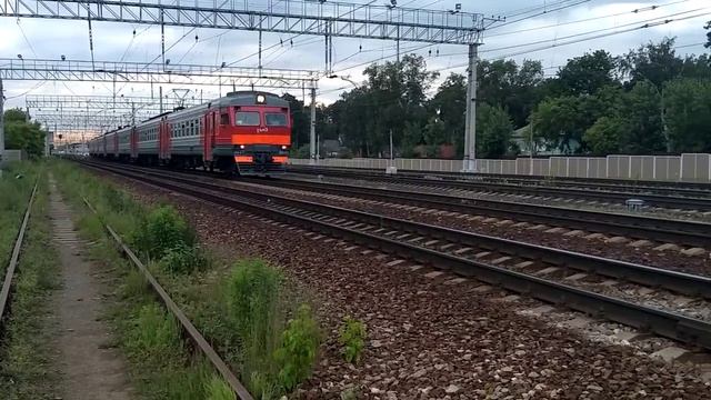 ЭЛЕКТРОПОЕЗД ЭД2Т-0045 СТ.БЫКОВО смотреть онлайн