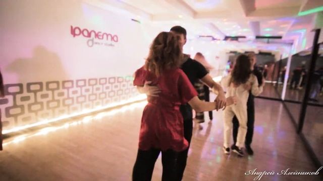 Пижама пати в Ипанеме 2022.01.04 (1) смотреть онлайн