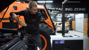 Установка Bi LED линз OPTIMA Element Series против штатного ксенона Toyota Land Cruiser 200