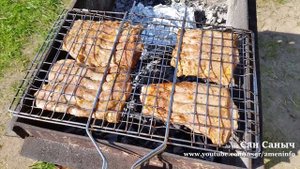 Вкусные ребра жарим на мангале в выходной