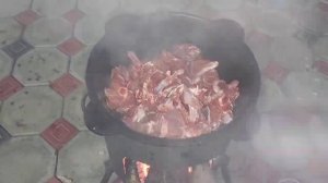 баранина в казане без воды и масла