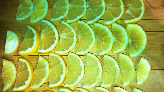 ИМБИРЬ,ЛИМОН И НАТУРАЛЬНЫЙ МЁД ? МОЩНОЕ ПРОТИВОВИРУСНОЕ СРЕДСТВО! смотреть онлайн