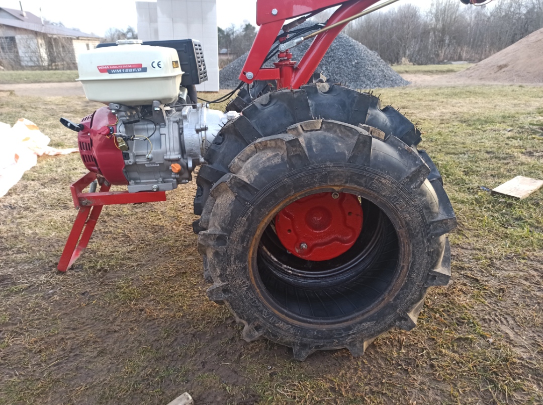 Индийские шины MRL 6.00-12 MRT 302 RT на МТЗ с двигателем Weima WM188F 13л_с. смотреть онлайн