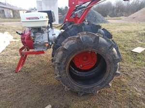 Индийские шины MRL 6.00-12 MRT 302 RT на  МТЗ с двигателем Weima WM188F 13л_с.