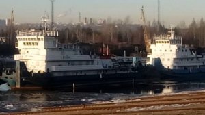 Подъём судна с воды на слип