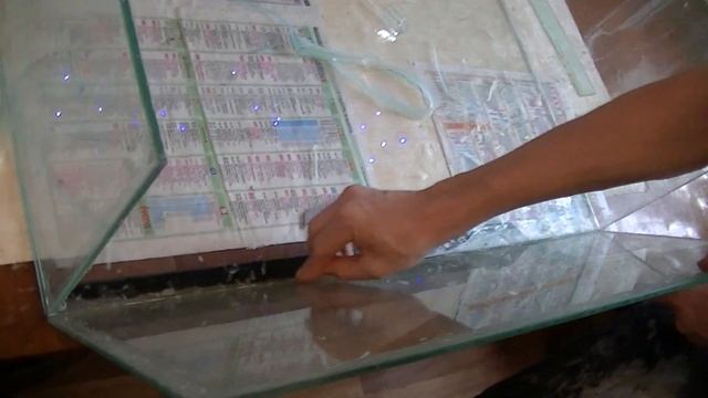 Переклейка старого аквариума. 1 часть. смотреть онлайн