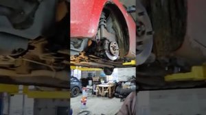 Тойота пассо.Замена привода передний левый..mp4