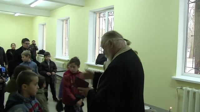 Освящение новой мастерской в детском доме 