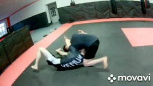 Удушающий приём "анаконда" ???