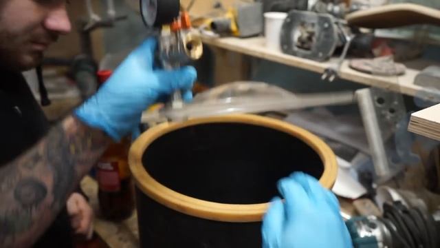 Флюид арт на скейт с @B_macke смотреть онлайн