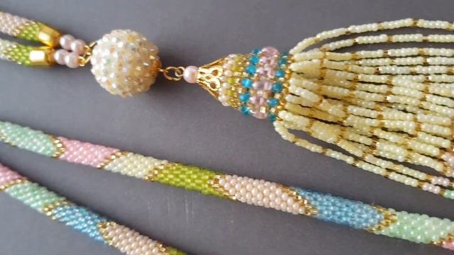 сотуары, украшения из бисера