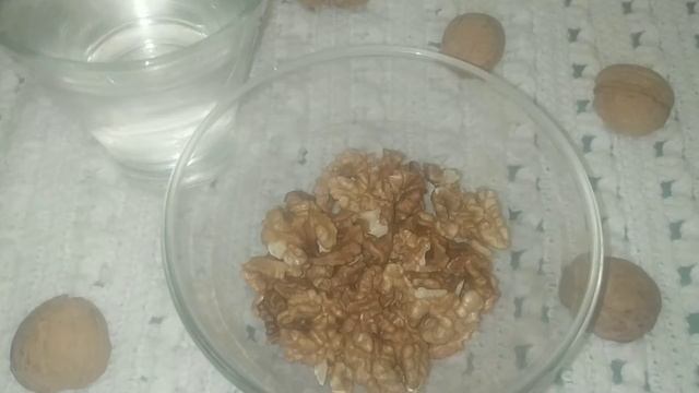 Как ВЫМАЧИВАТЬ ОРЕХИ, чтобы стали в 3 раза ПОЛЕЗНЕЕ, ВКУСНЕЕ и лучше усваивались организмом? смотреть онлайн