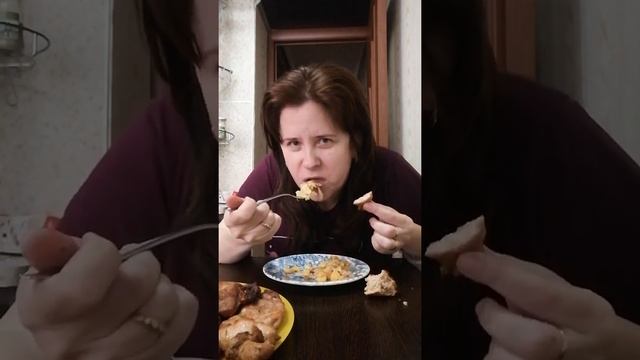 МУКБАНГ Мясо+Тушёная капуста с картошкой. Рассказываю рецепт как готовила мясо. #емнакамеру