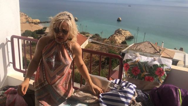 Как собрать чемодан 10кг, ручная кладь для путешествия по Европе (море) смотреть онлайн