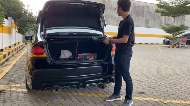 MODIFIKASI EKSTERIOR HONDA CIVIC FD1 HITAM MATIC 2010 - For Sale смотреть онлайн