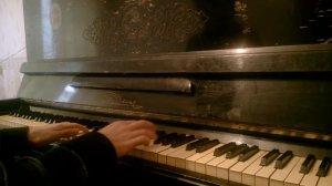 Мама первое слово на пианино