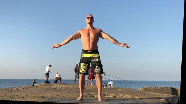 Дыхательные практики. Цикл пранаям стоя. Разминка.