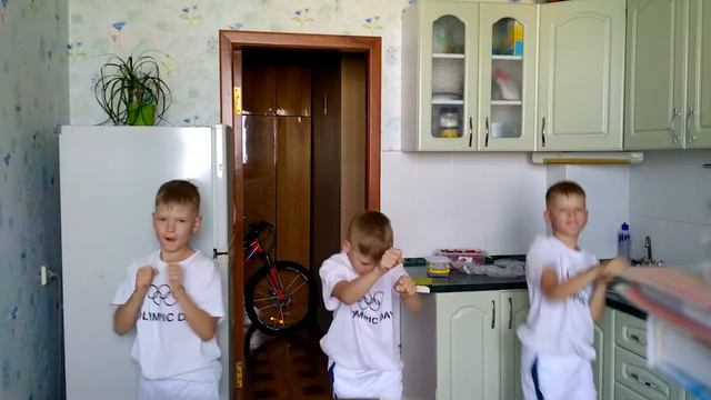 Мой первый танец и монтировка в Premiere Pro смотреть онлайн