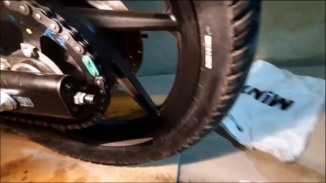 Смазка цепи BAJAJ PULSAR 180 DTS-i смотреть онлайн