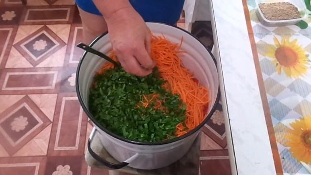 Готовим на зиму за 20 мин.  очень вкусную закуску -  кабачки по - корейски.